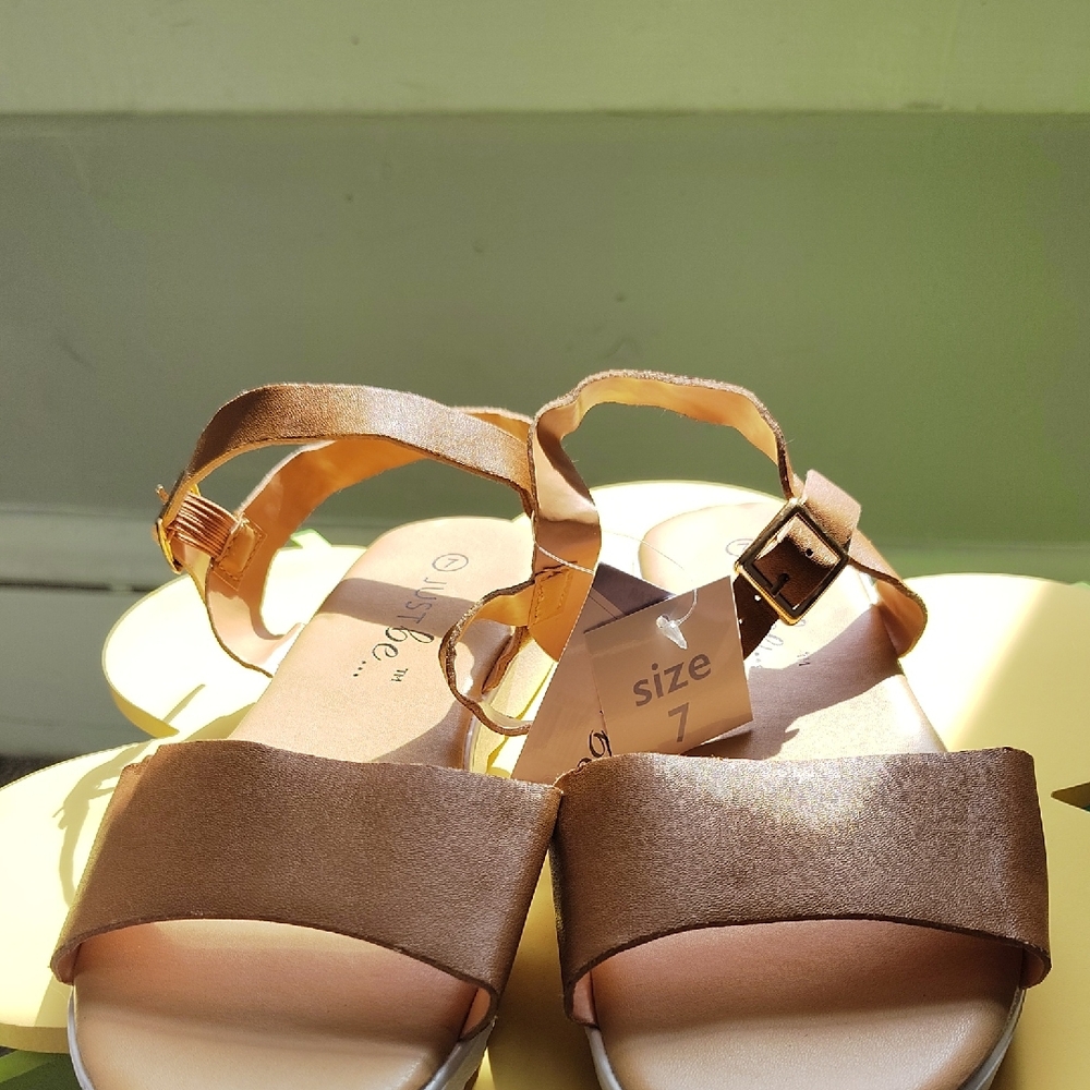 Elegant Tan Sandals for Women